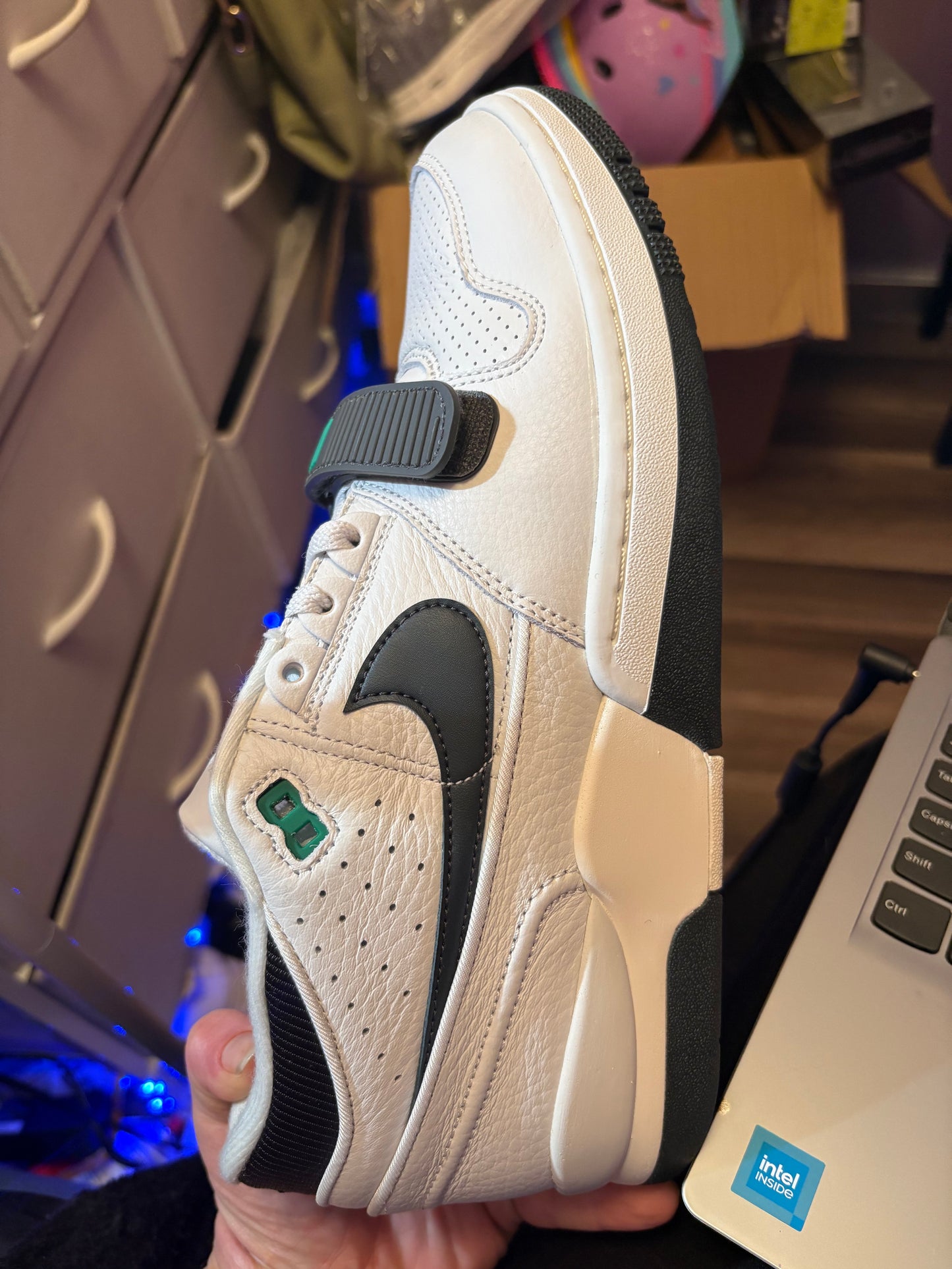 Nike Air Force 1 Mid Sneakers